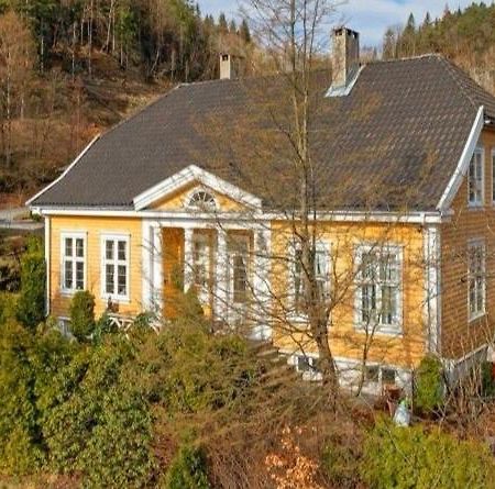 Wergelandshuset, egen leilighet 60 m2 Appartement Kristiansand Buitenkant foto