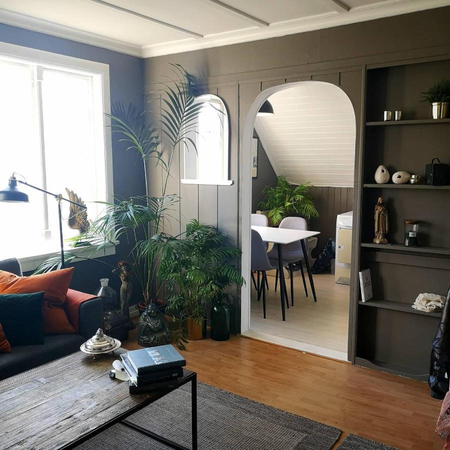 Wergelandshuset, egen leilighet 60 m2 Appartement Kristiansand Buitenkant foto