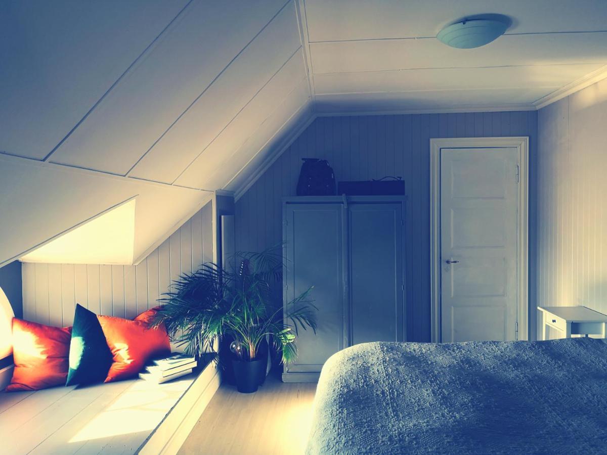 Wergelandshuset, egen leilighet 60 m2 Appartement Kristiansand Buitenkant foto