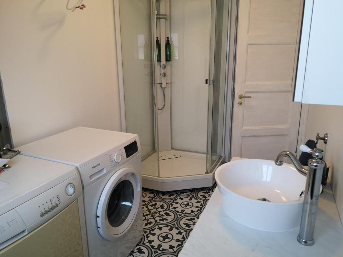 Wergelandshuset, egen leilighet 60 m2 Appartement Kristiansand Buitenkant foto
